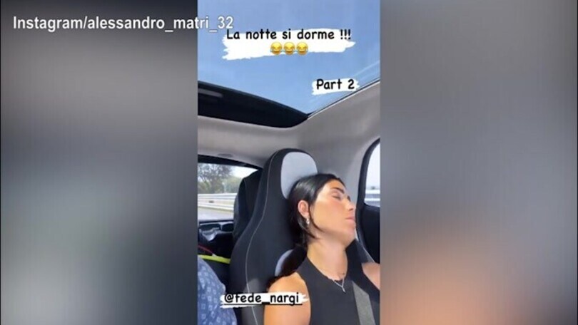 Lo scherzo di Matri a Federica continua: lei reagisce...