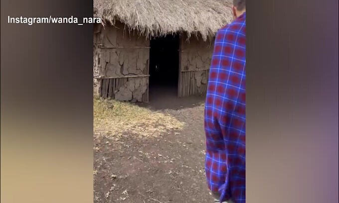 Kenya, continuano le visite di Wanda Nara e Mauro Icardi