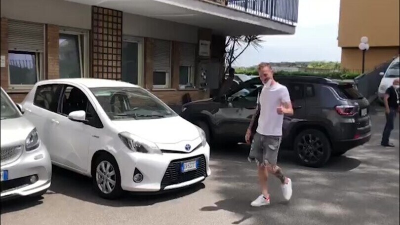 Caso Lazzari in Nazionale, il giocatore alla Clinica Paideia per gli esami