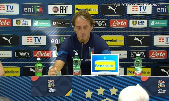Mancini elogia Gnonto: "Per l'età che ha, sa giocare a calcio come pochi"