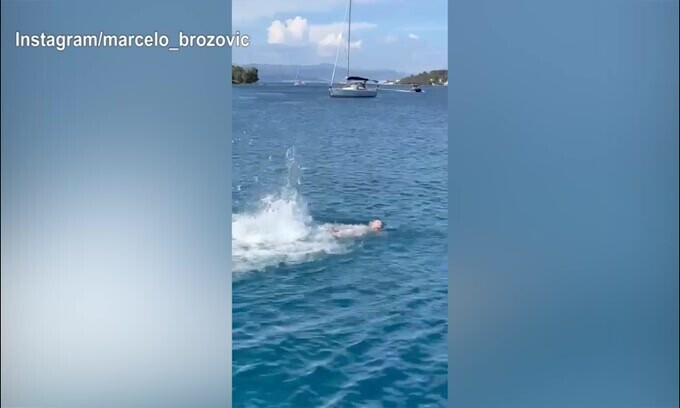 Inter, Brozovic nuota. Ma che stile è?