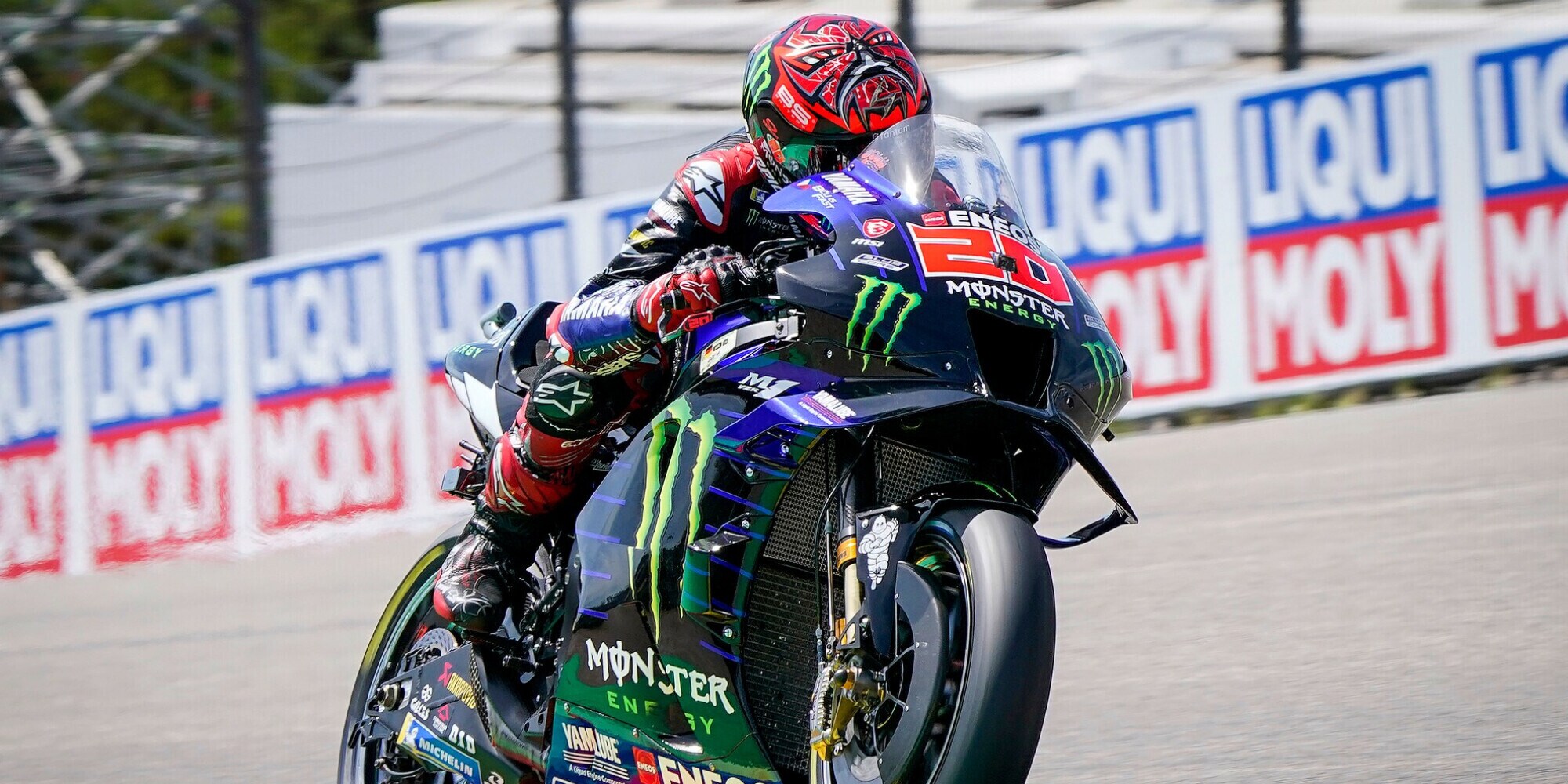 MotoGp: Quartararo trionfa in Germania, caduta per Bagnaia