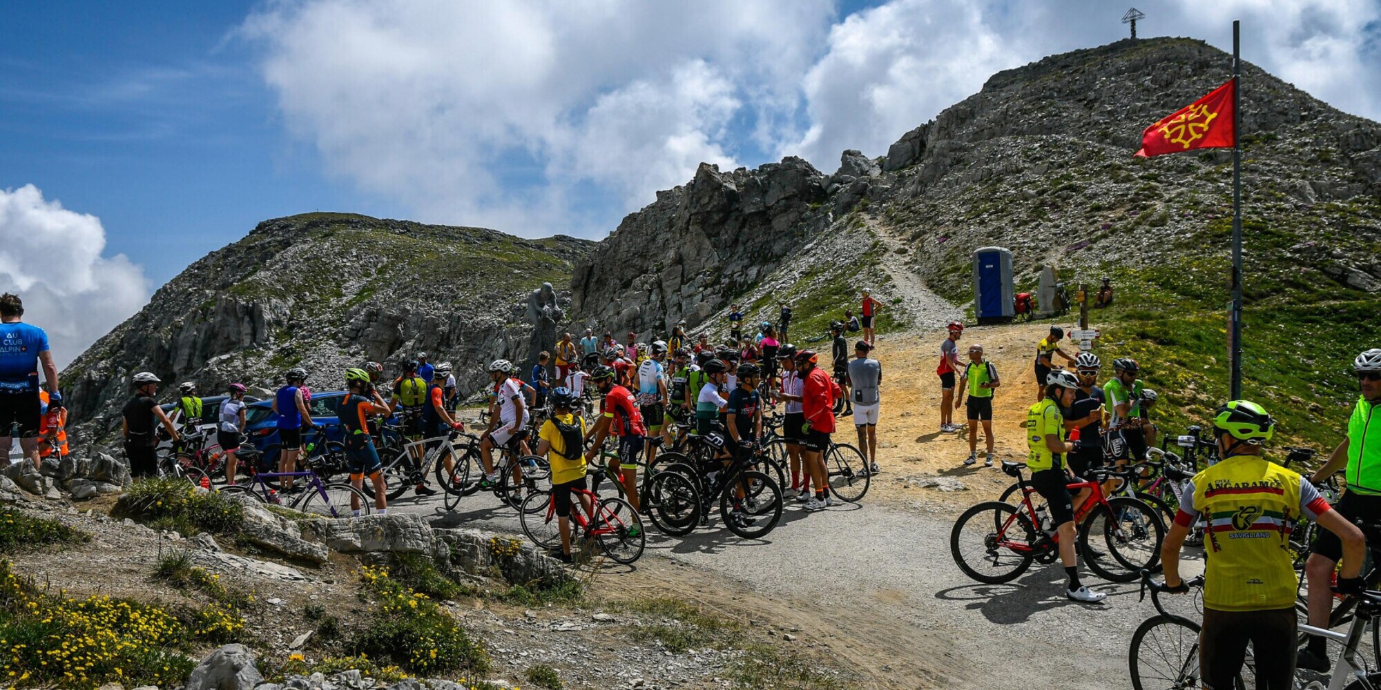 Colle Fauniera: oltre mille ciclisti in vetta