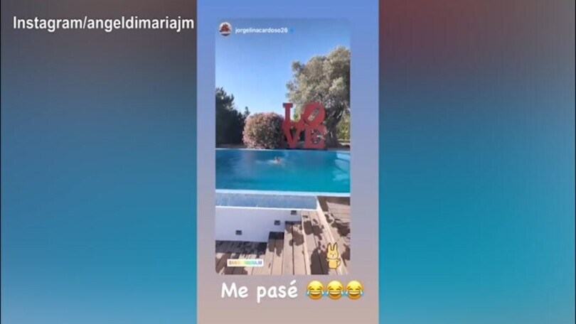 Di Maria, tuffo spettacolare in piscina!
