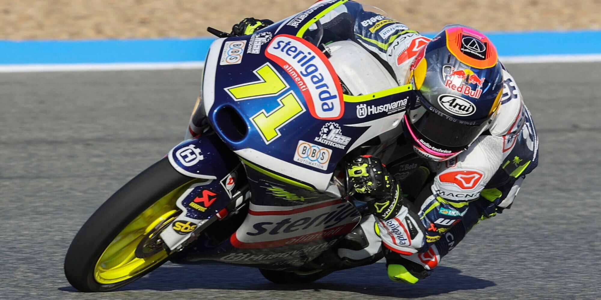 Moto3, Gp Olanda: vince Sasaki davanti a Guevara, out Foggia