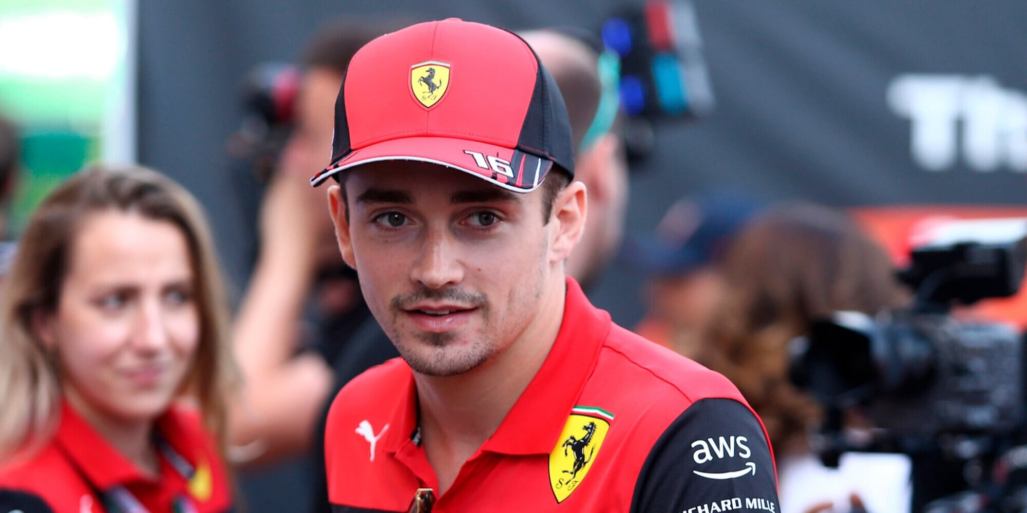 F1, Leclerc appoggia Hamilton: "La sua gentilezza sia un modello per tutti"