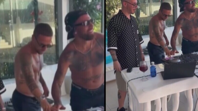 Papu Gomez in console per la festa di Paredes!