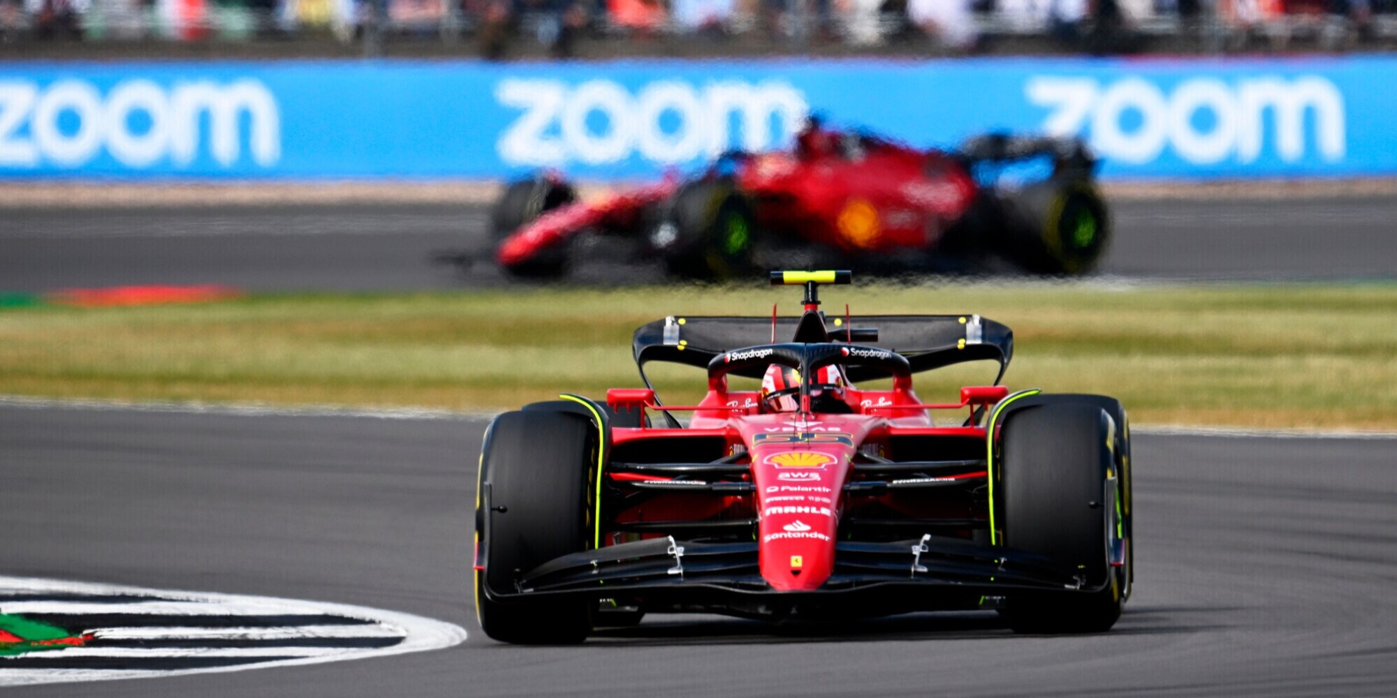 F1, gioia Ferrari con Sainz a Silverstone: prima vittoria per lo spagnolo, quarto Leclerc
