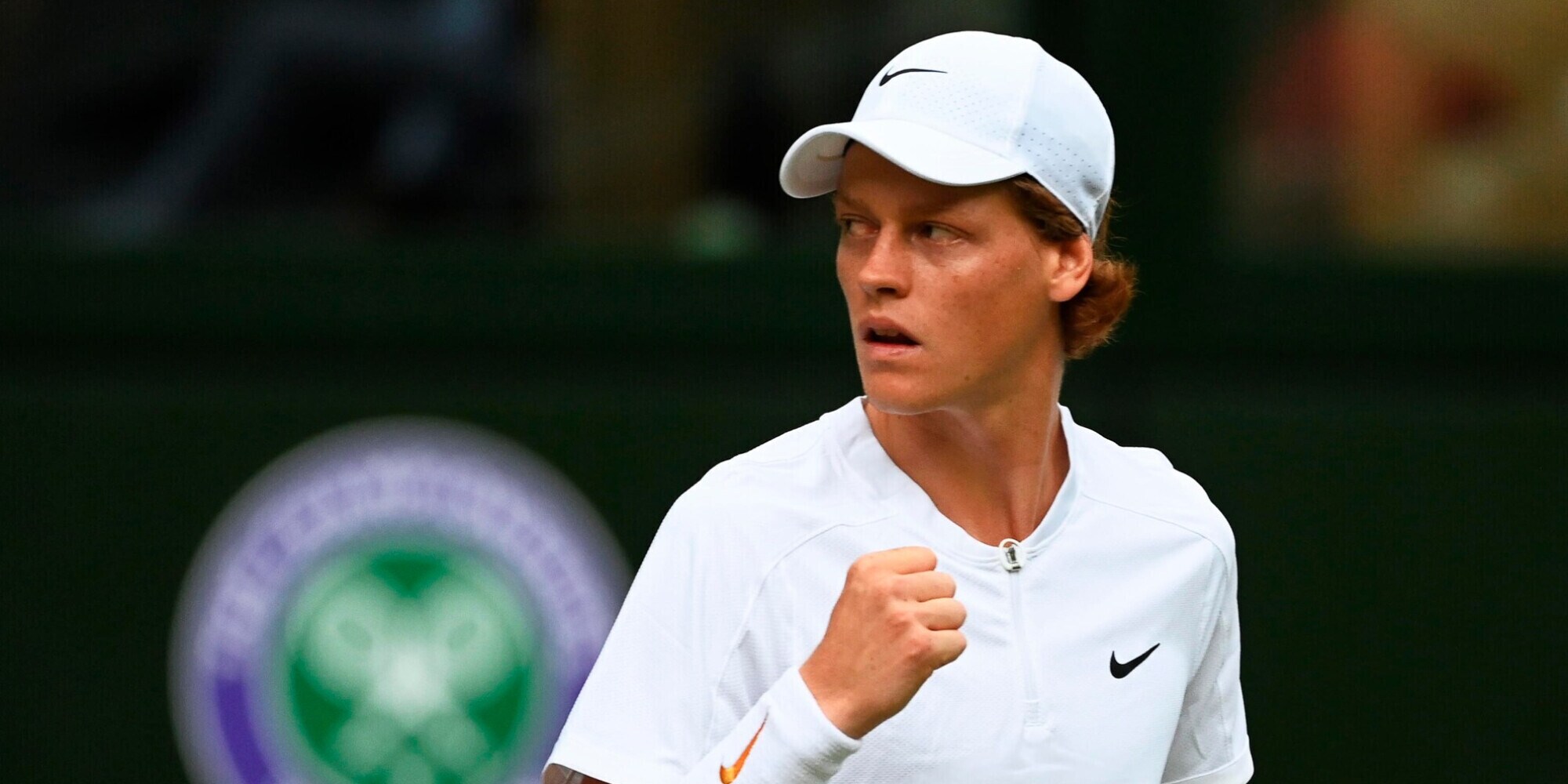 Sinner show, è ai quarti a Wimbledon: Alcaraz ko in quattro set