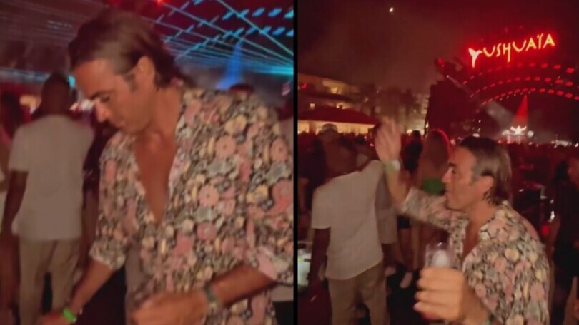Matri si improvvisa barman all’Ushuaia di Ibiza