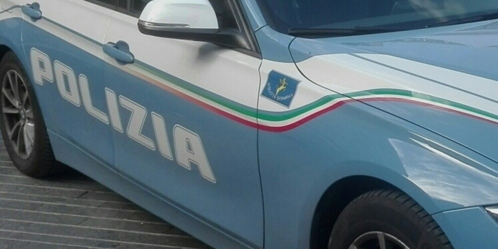 Milano, esperti di truffe vendevano patenti false: scovati su Telegram