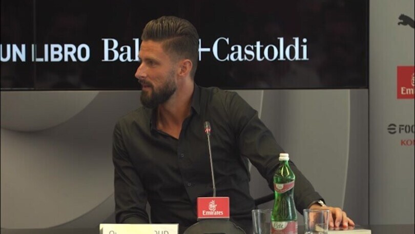 Giroud: "Ibra? Contento del rapporto che ho con lui"
