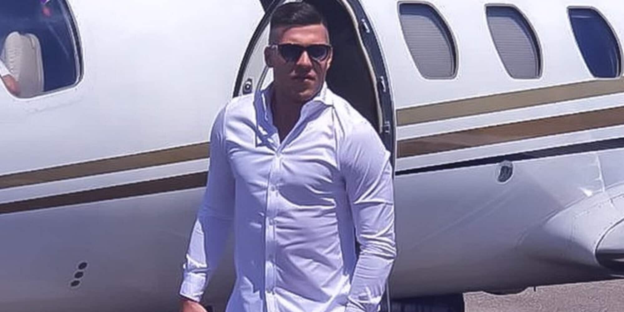 Fiorentina, Jovic è arrivato a Firenze: adesso visite e firma
