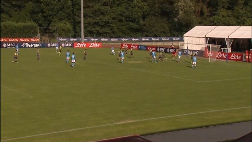Napoli-Anaune 10-0, Kvaratskhelia subito protagonista