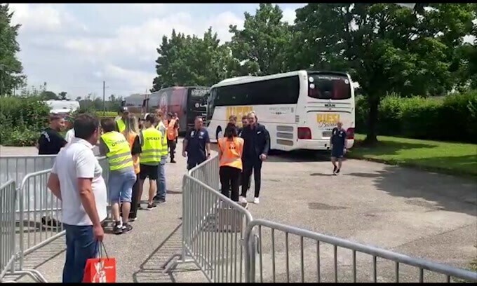 L'arrivo dei granata per la sfida contro l'Eintracht