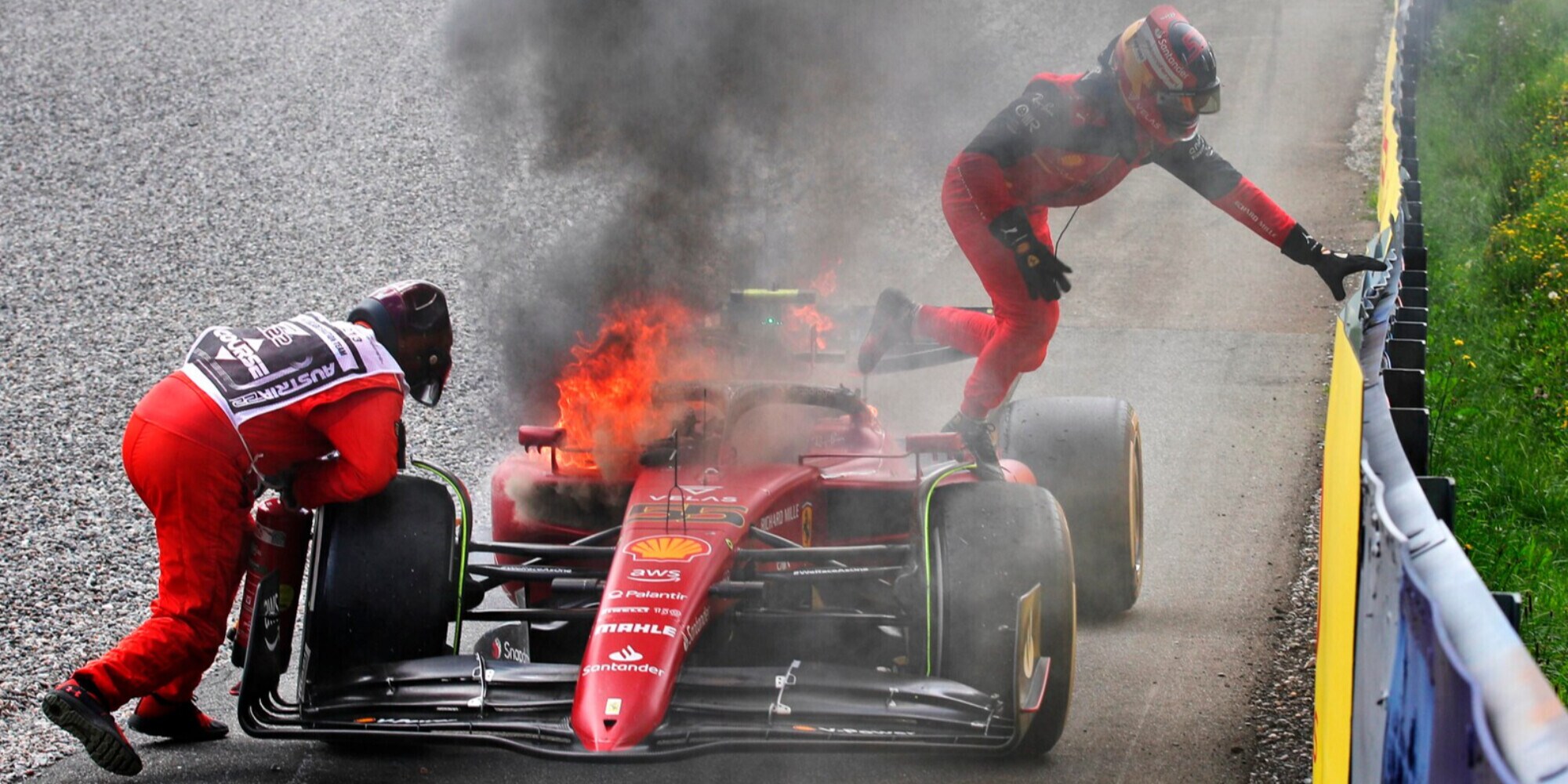 F1, gli steward di Spielberg accusano Sainz: "Non doveva scendere dalla macchina così presto"