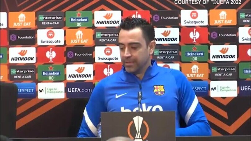 Clamoroso a Barcellona, Xavi bloccato in aeroporto