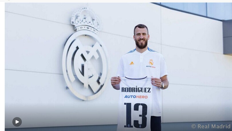Basket, ufficiale: il Real Madrid ingaggia Sergio Rodriguez