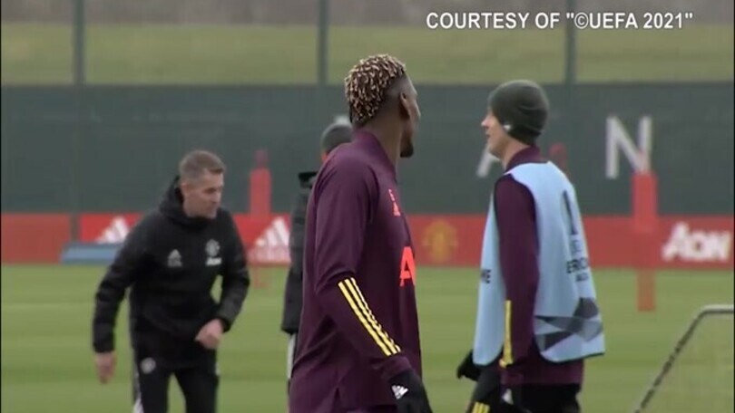 I tifosi del Manchester United criticano Pogba