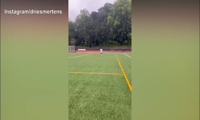 Mertens, allenamento da solo in attesa della nuova avventura