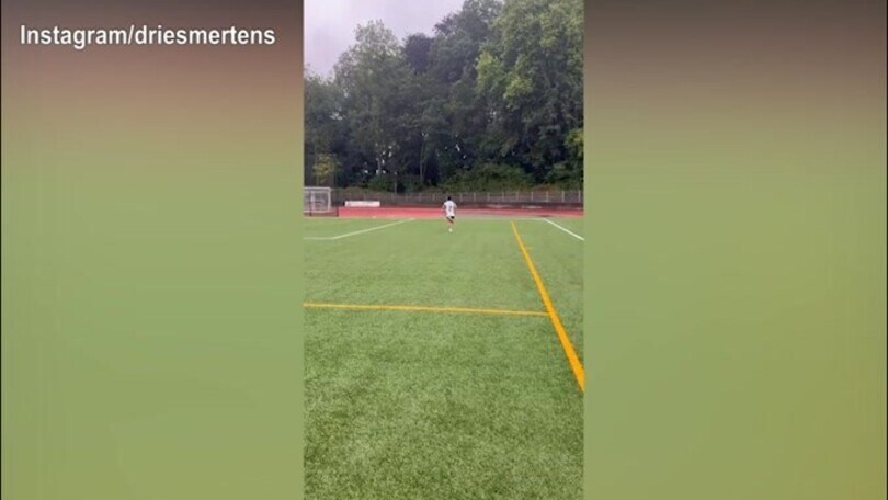 Mertens, allenamento da solo in attesa della nuova avventura