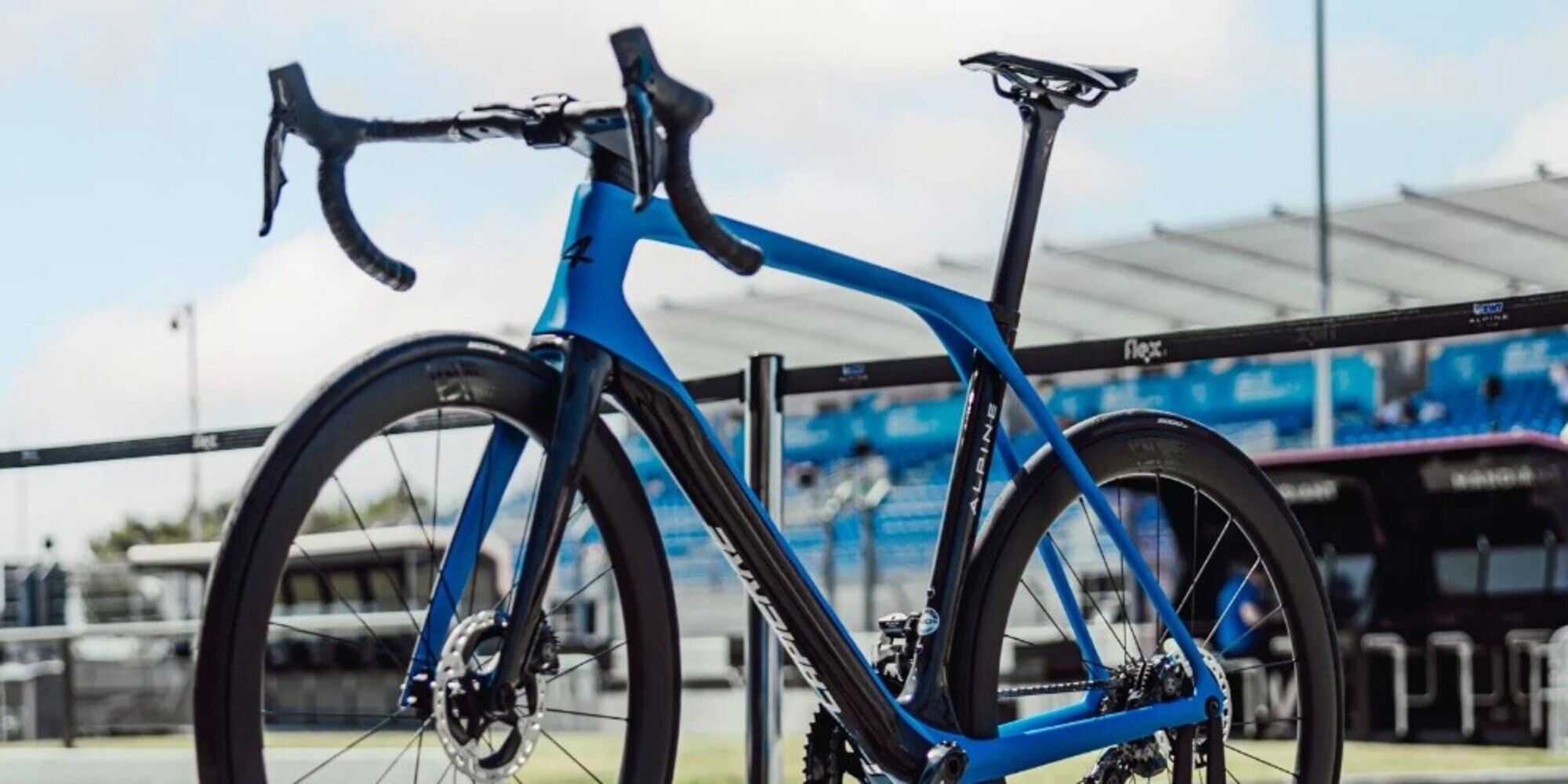 Lapierre e Alpine uniscono le forze per commercializzare una nuova bici
