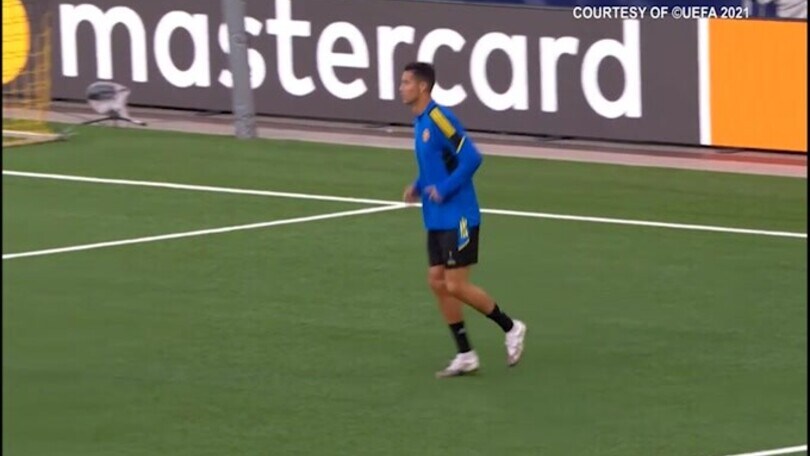 Cristiano Ronaldo chiede ai Red Devils di fissare il prezzo