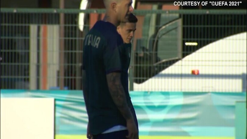 Napoli, stretta finale per Raspadori