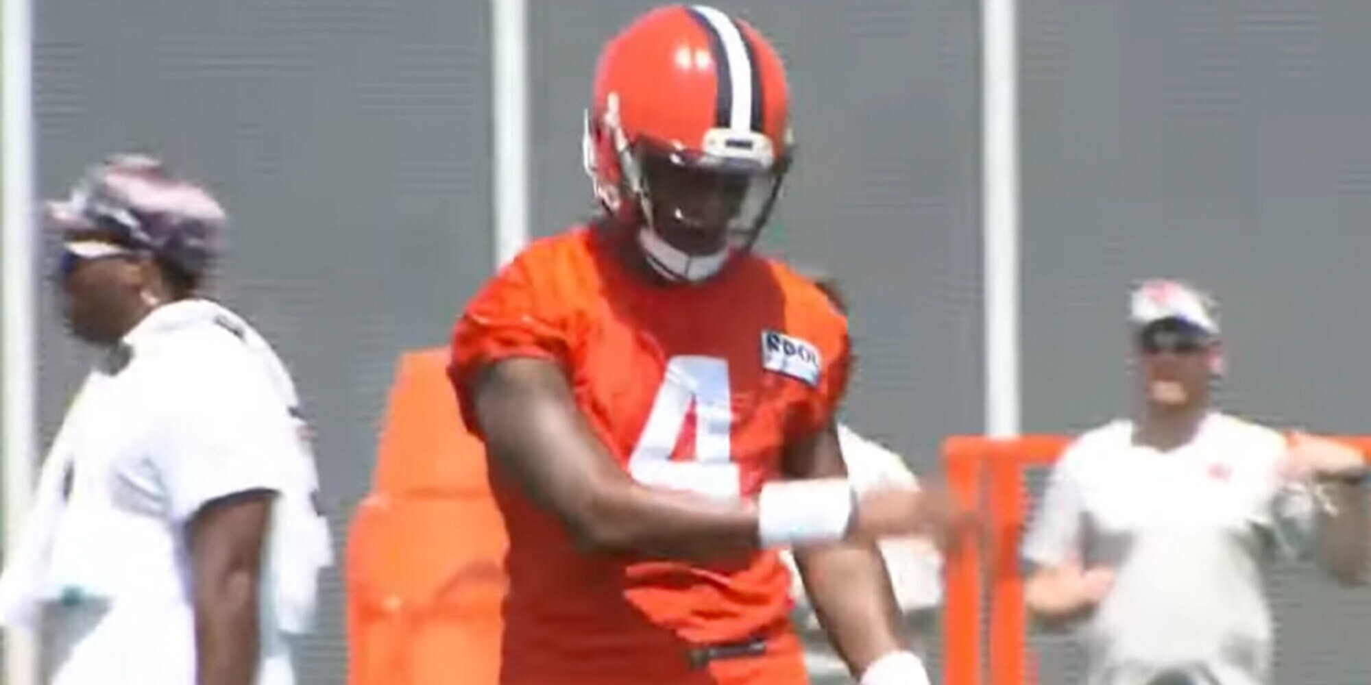 Nfl, Watson squalificato 6 partite: condotta sessuale inappropriata