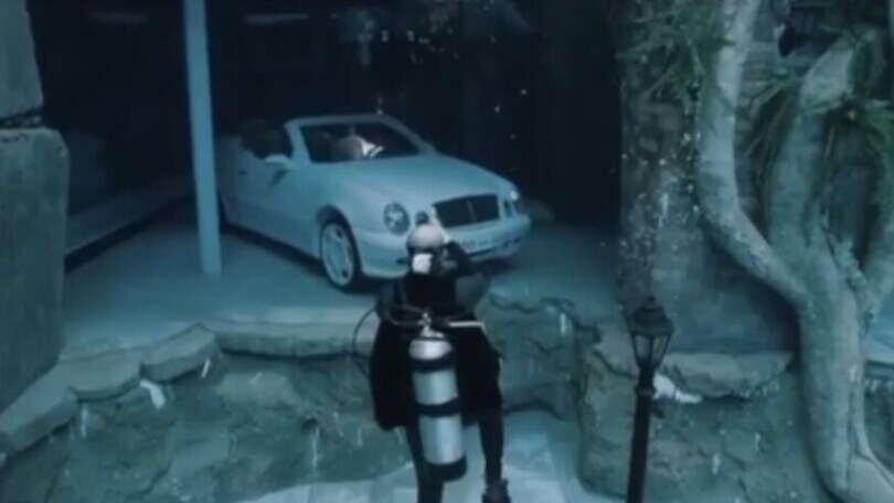 Un museo subacqueo di supercar nella piscina più profonda del mondo