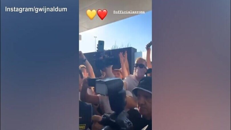 Wijnaldum pazzo di Roma: ecco il video della sua accoglienza