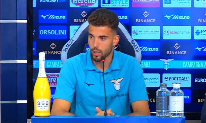 Maximiano: "Entusiasta e orgoglioso di essere alla Lazio"