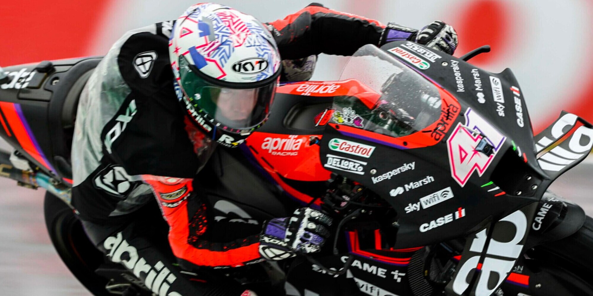 MotoGp, Aleix Espargaro più forte del dolore: stringe i denti e chiude sesto in qualifica
