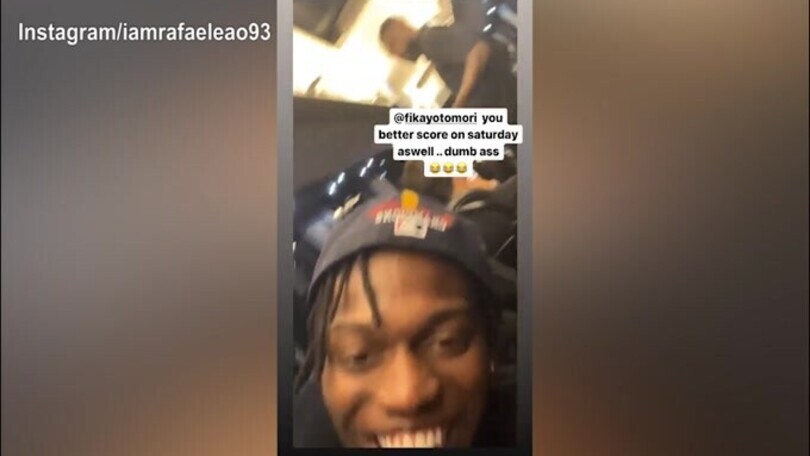 Milan, che risate per Leao: il portoghese prende in giro Tomori