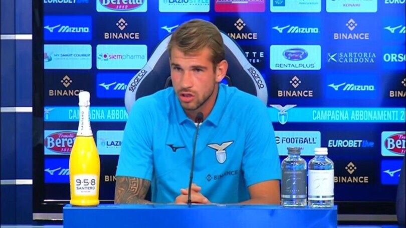 La soddisfazione di Provedel: "Felice di essere alla Lazio"