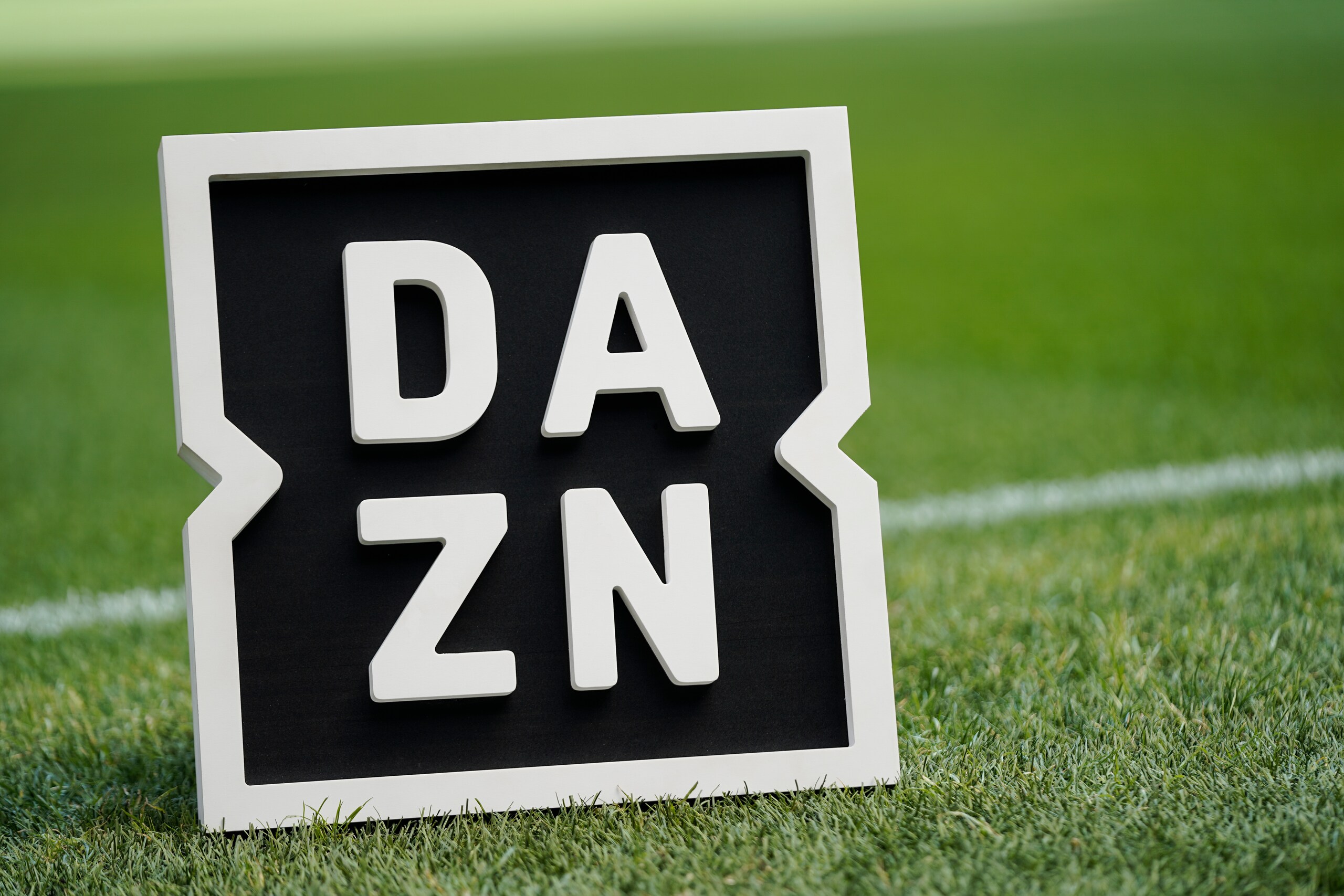 Dazn, ricomincia la stagione dello sport: la programmazione della Serie A
