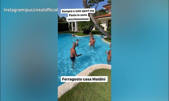 Maldini e Pucci, palleggi da campioni in acqua