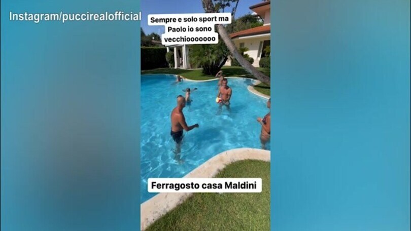 Maldini e Pucci, palleggi da campioni in acqua