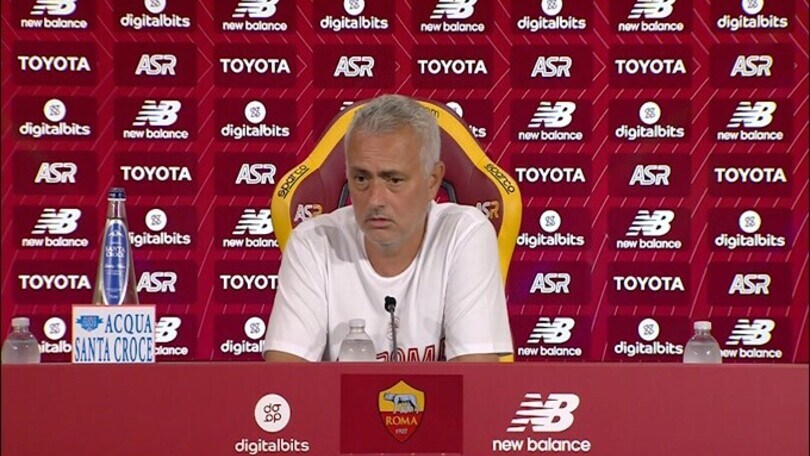 Mourinho polemico sul calendario: "Ci hanno fatto un bel regalo..."