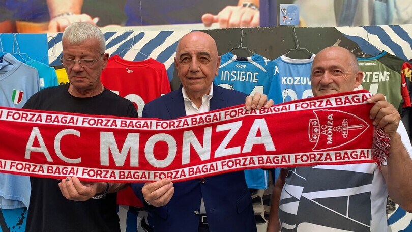 Napoli-Monza, Galliani rende omaggio a Maradona