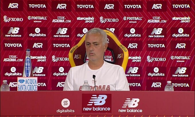 Mourinho: “Vorrei che Zaniolo rimanesse”