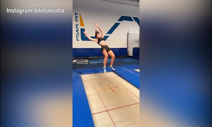 Diletta Leotta, che salto meraviglioso!