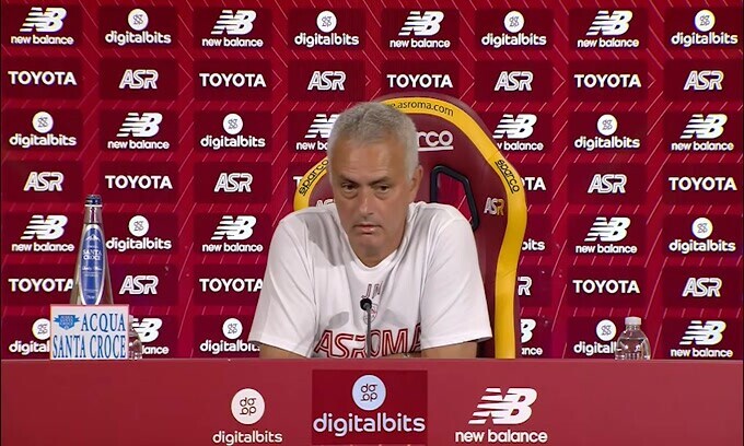 Mou sulla Juve: "Gara difficile, ma bella da giocare"