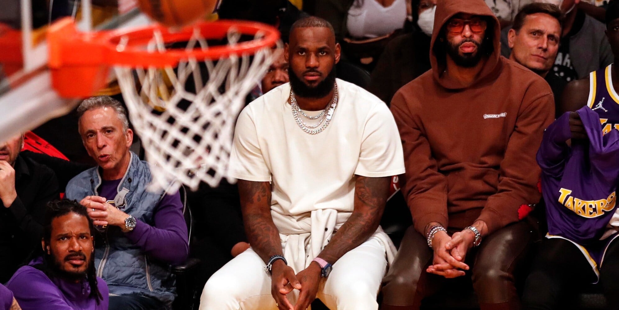 Nba, ufficiale: stop a mascherine e test Covid obbligatori