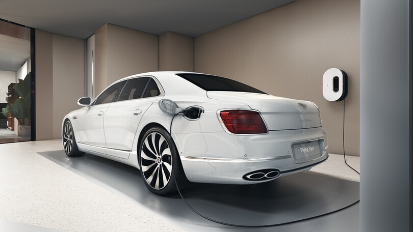 Bentley Residence, le case con l'ascensore che trasporta... le auto