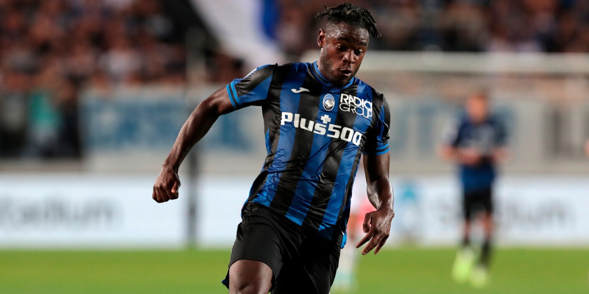 Atalanta, per Zapata lesione parziale alla coscia sinistra: i tempi di recupero
