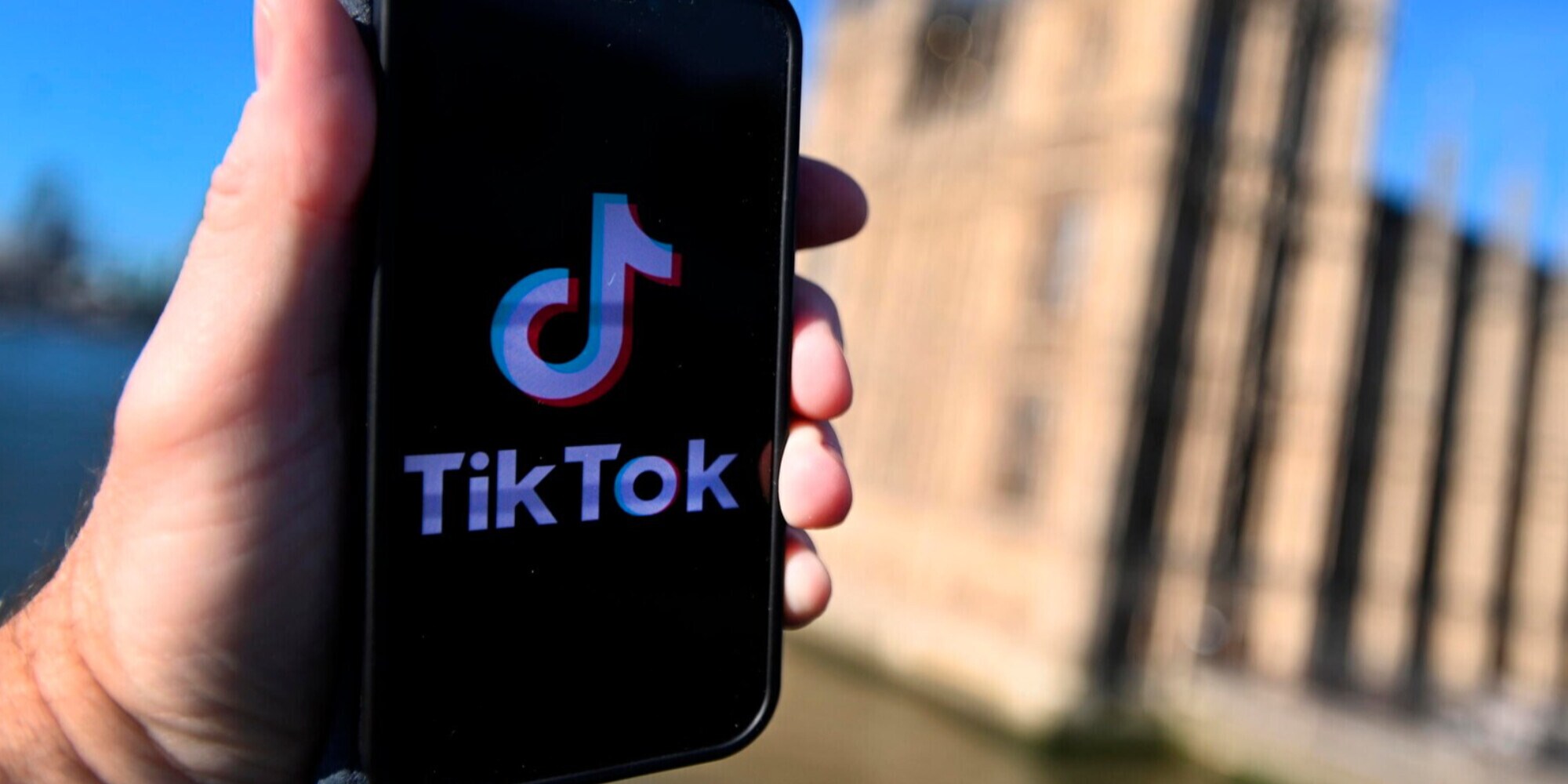 Furto di dati raccolti su TikTok, l'Australia indaga: "Pratica discutibile"