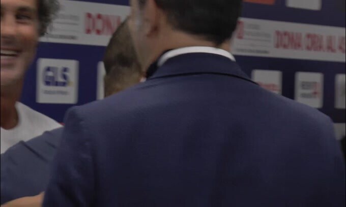 Partita del Cuore, Totti arriva a Monza e abbraccia Galante
