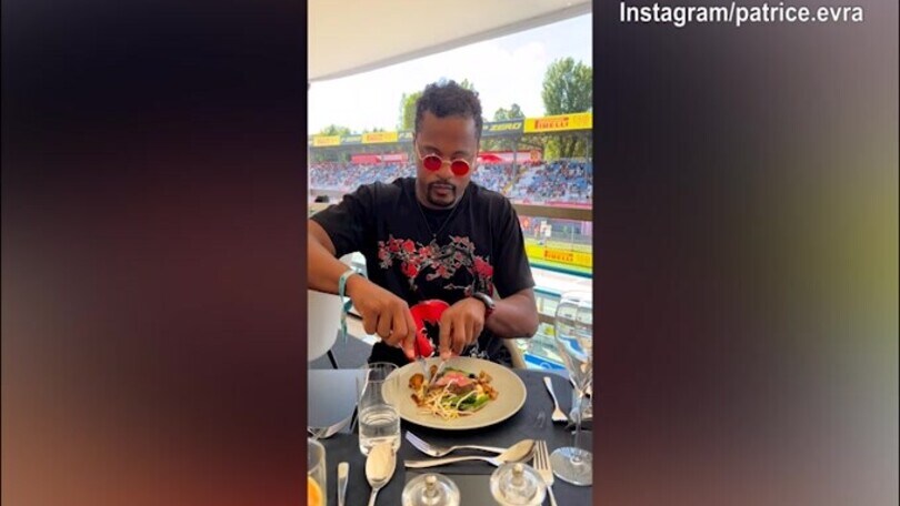 Evra, pranzo con...disturbo sonoro!