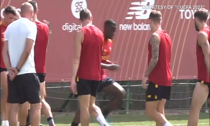 Roma, Zaniolo torna in panchina